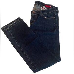 X 2 woman’s skinny jeans, short,‎ size 6